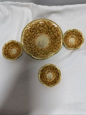 Mr. Peanut New York 1941 worlds fair Golden Rim Bowl Set